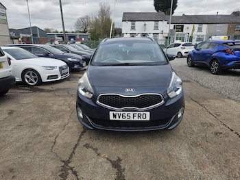 Used Kia Carens 2015 for sale - 78300509: Photo
