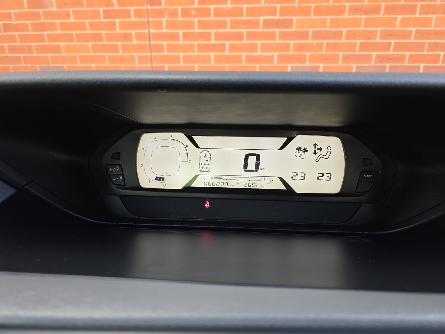 Used Citroen Grand C4 Picasso 2016 for sale - 77707138: Photo 17