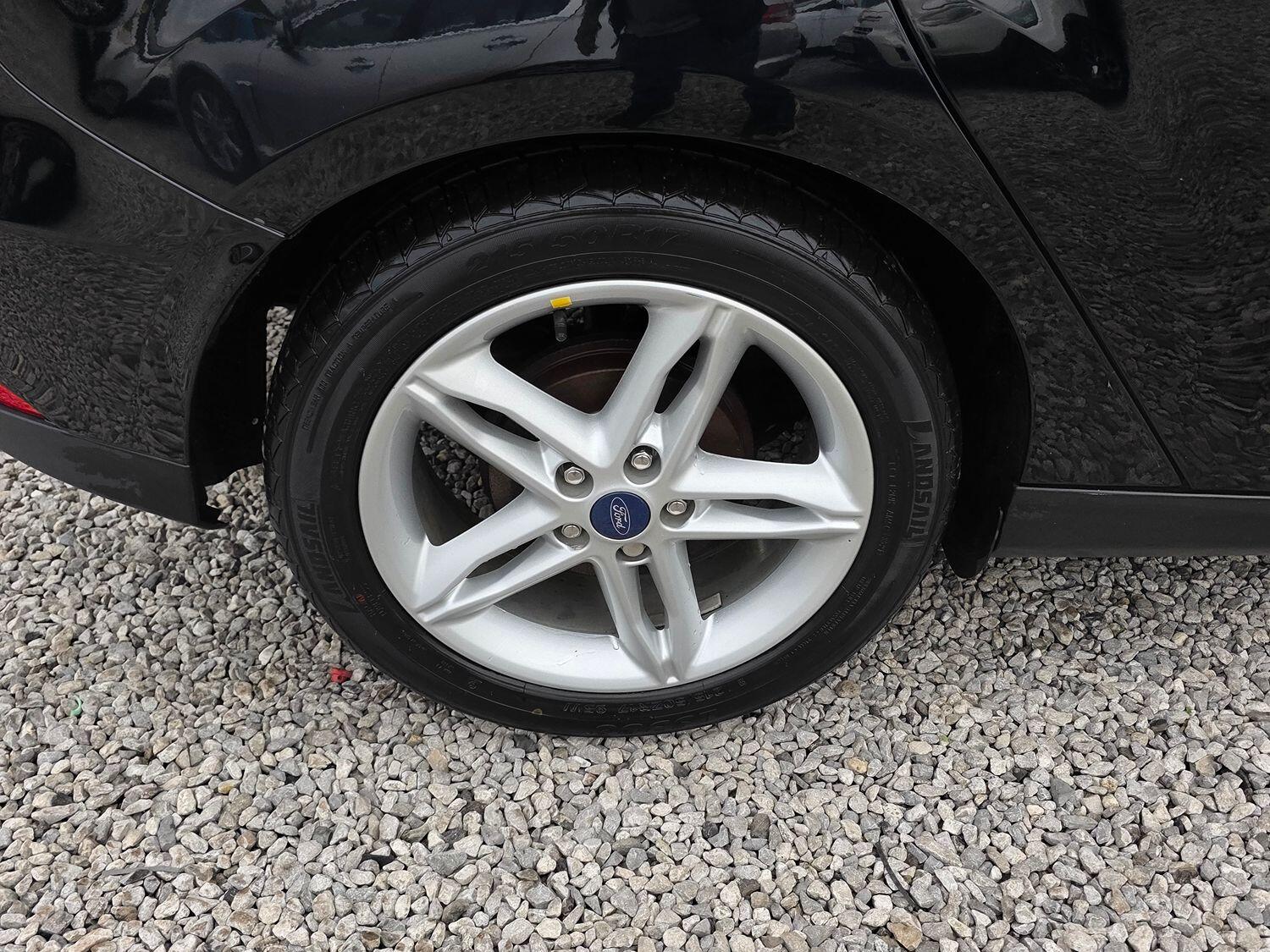 Used Ford Focus 2017 for sale - 76011409: Photo 17