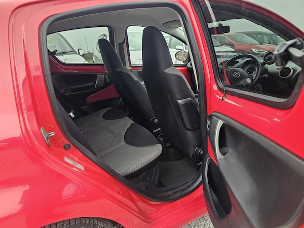 Used Toyota AYGO 2014 for sale - 76316387: Photo 13