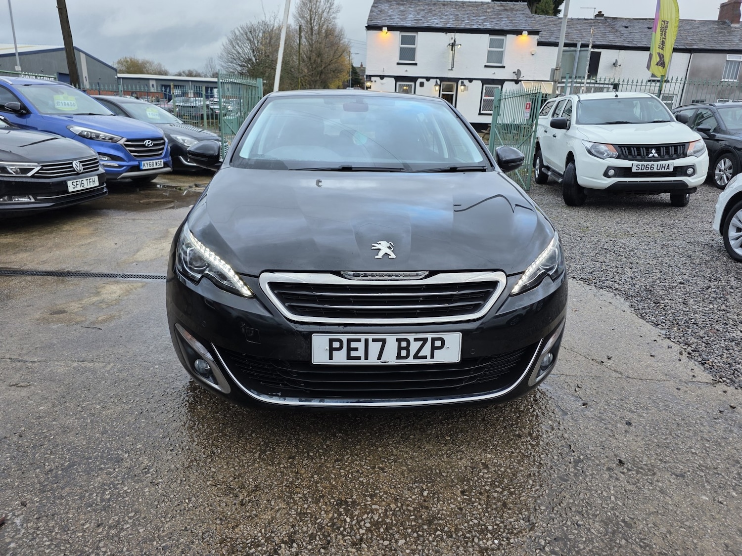 Used Peugeot 308 2017 for sale - 76785017: Photo 1