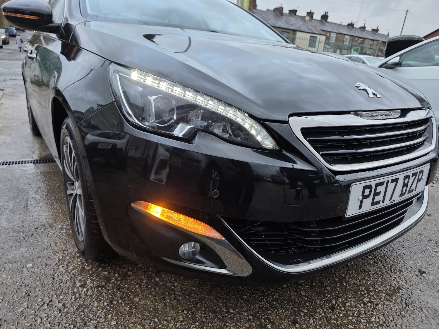 Used Peugeot 308 2017 for sale - 76785017: Photo 16