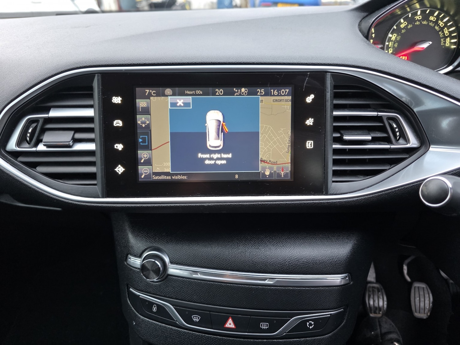 Used Peugeot 308 2017 for sale - 76785017: Photo 25