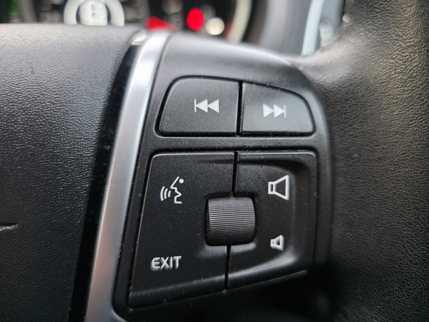 Used Volvo V40 2018 for sale - 77342580: Photo 23