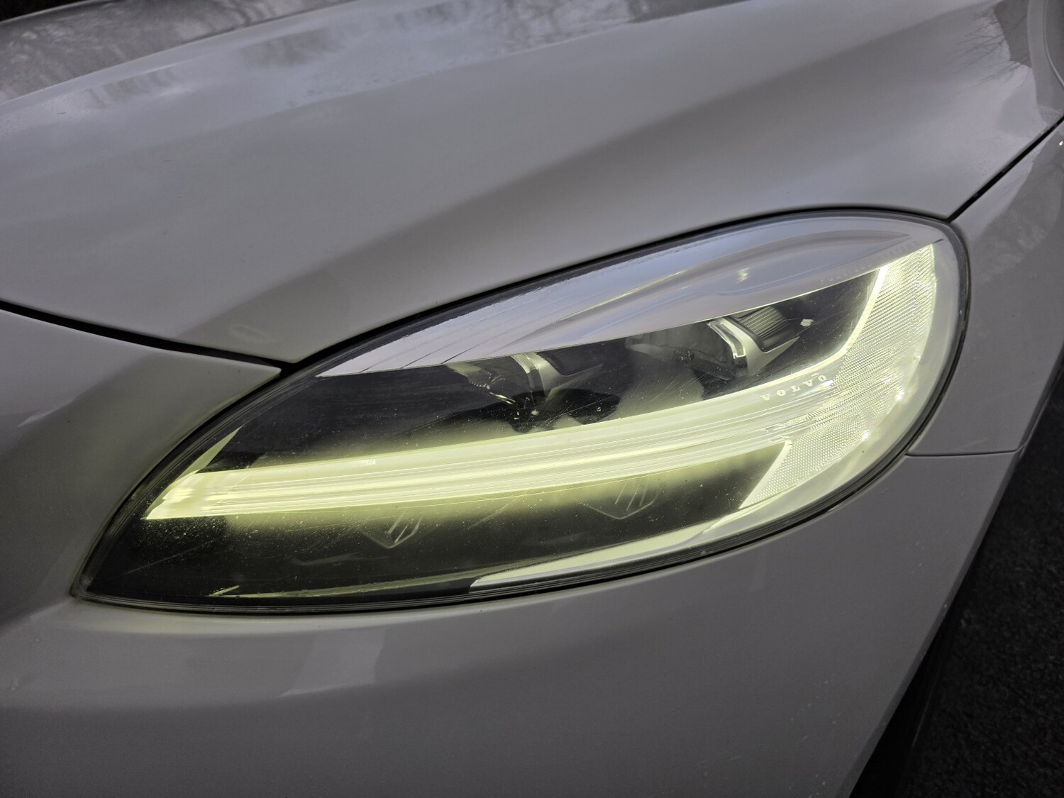 Used Volvo V40 2018 for sale - 77342580: Photo 35