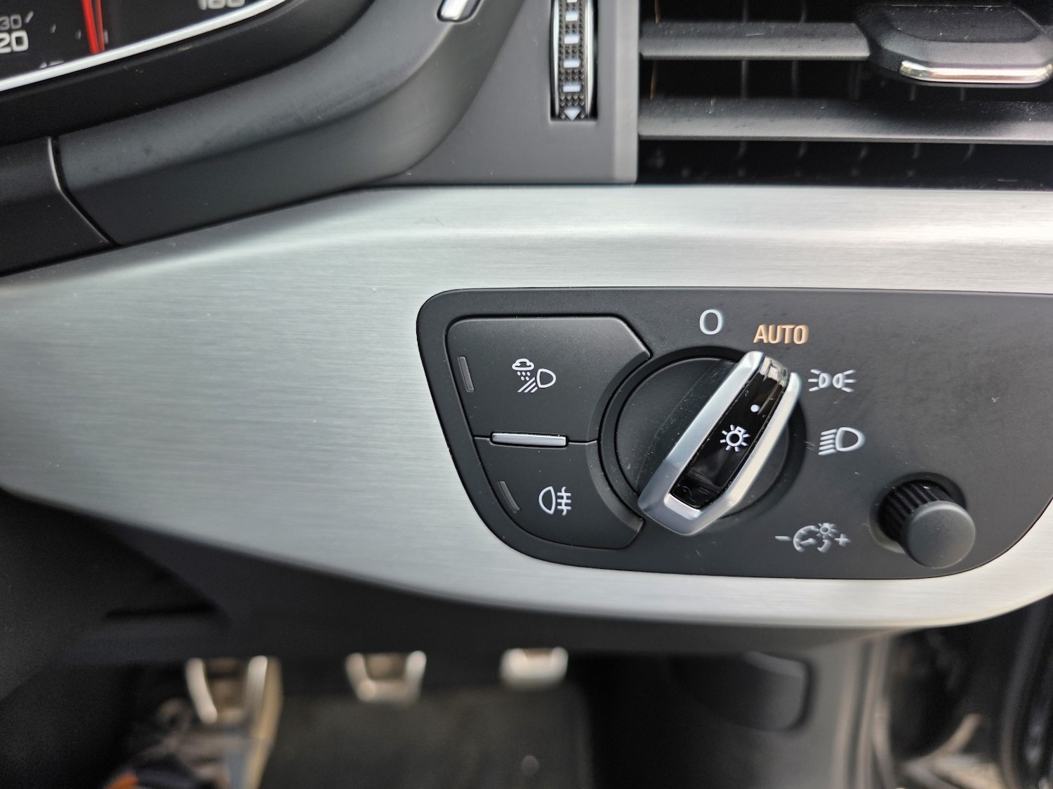 Used Audi A4 2017 for sale - 77981811: Photo 22