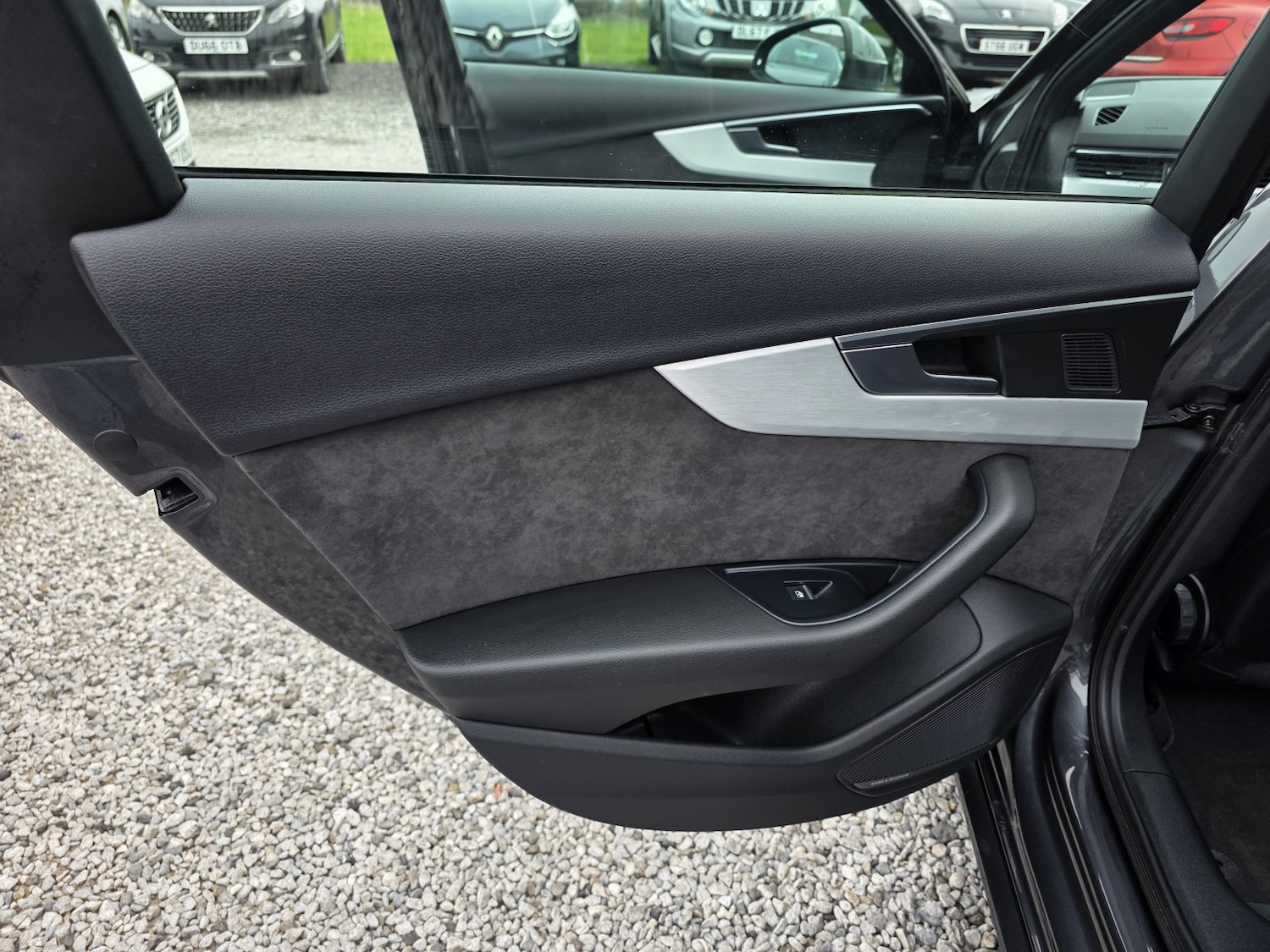 Used Audi A4 2017 for sale - 77981811: Photo 27