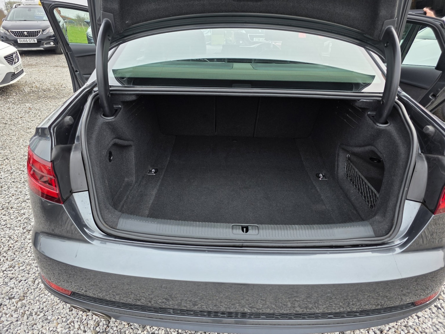 Used Audi A4 2017 for sale - 77981811: Photo 31