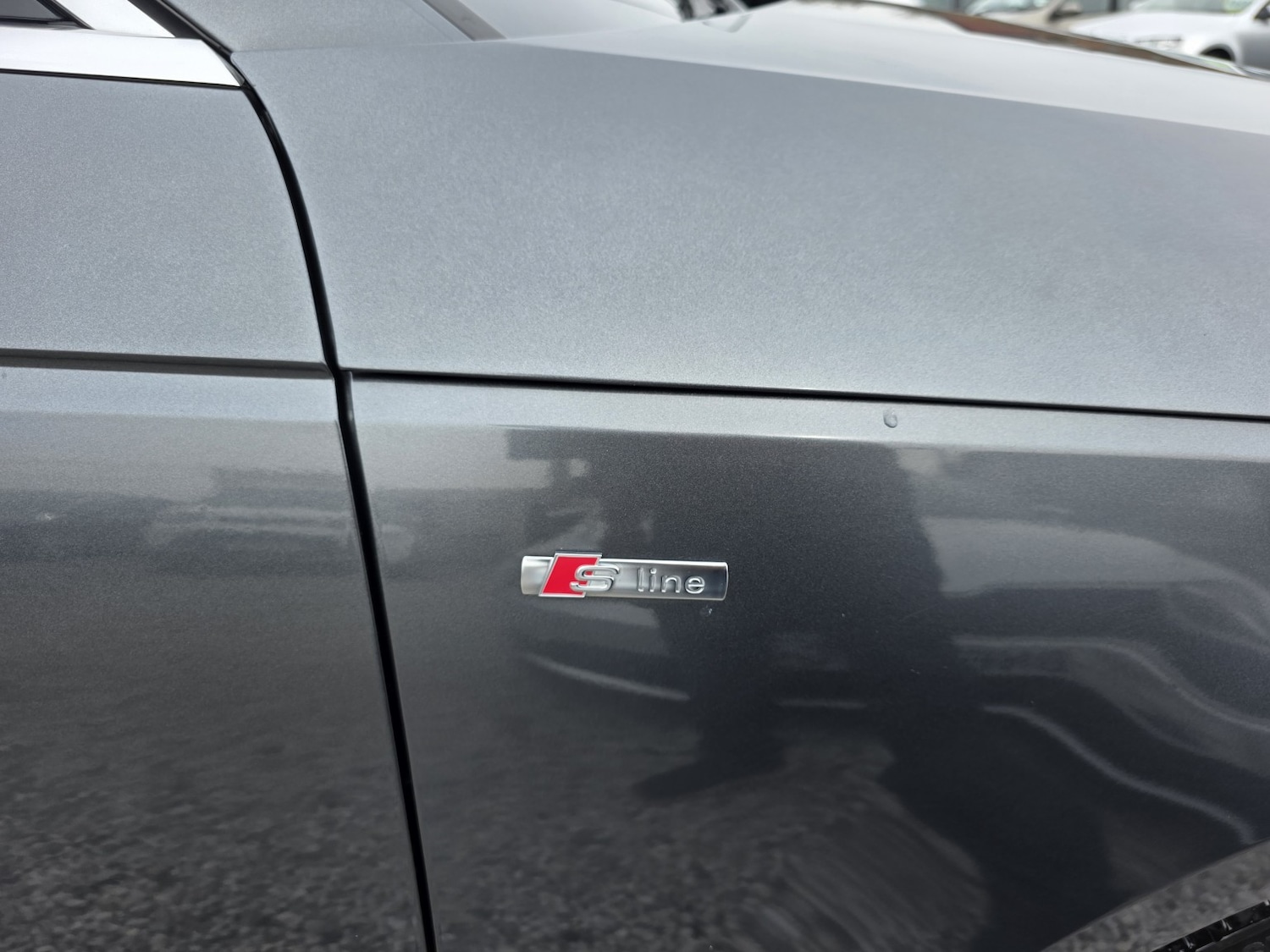 Used Audi A4 2017 for sale - 77981811: Photo 45