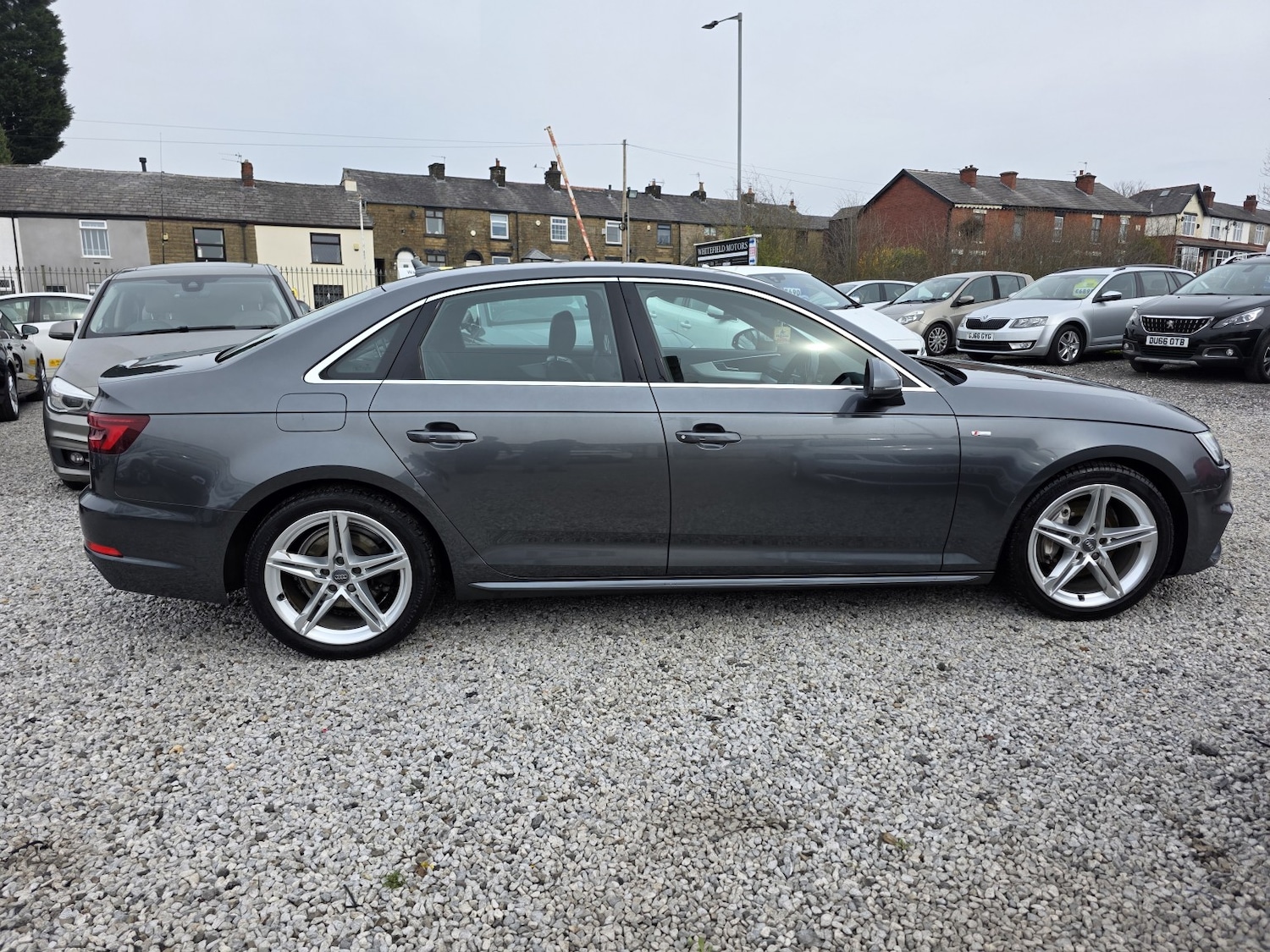 Used Audi A4 2017 for sale - 77981811: Photo 5