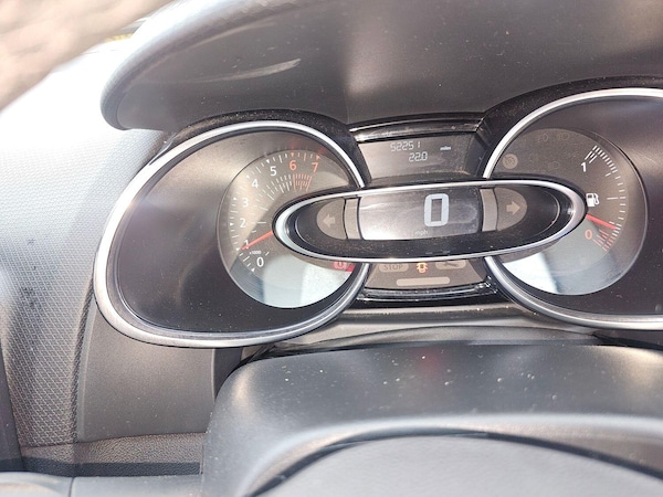 Used Renault Clio 2018 for sale - 74968891: Photo 22