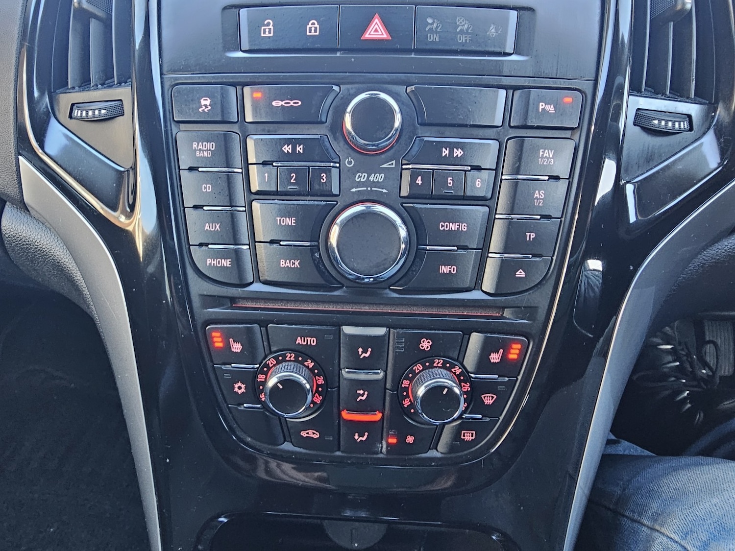 Used Vauxhall Astra 2014 for sale - 77750024: Photo 22