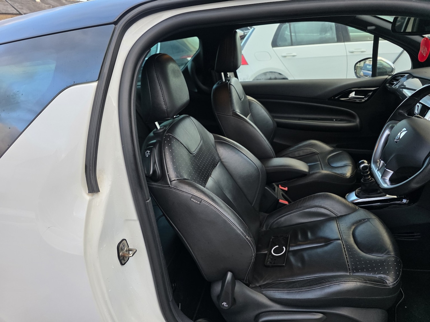 Used Citroen DS3 2014 for sale - 77056575: Photo 10