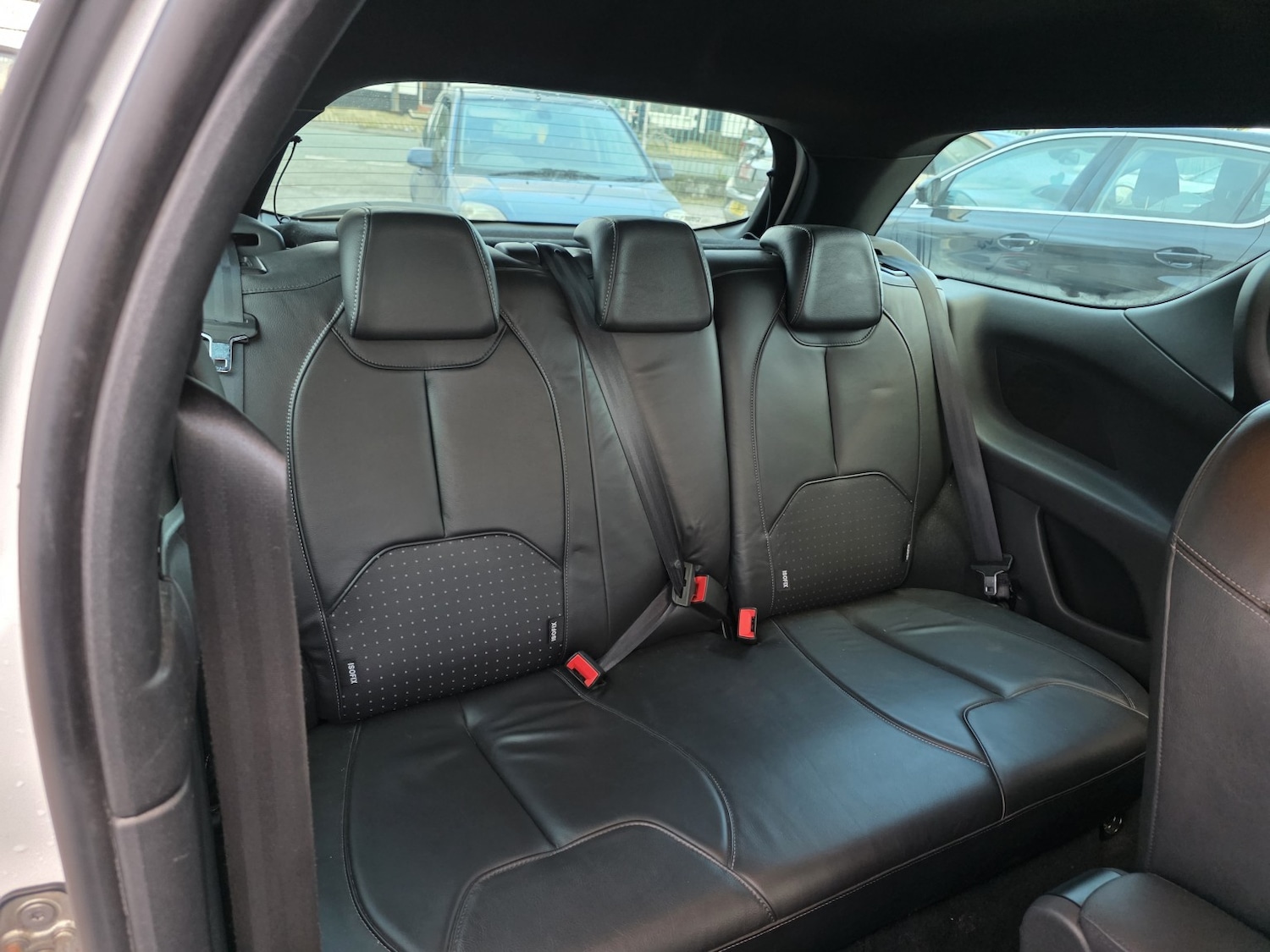 Used Citroen DS3 2014 for sale - 77056575: Photo 11