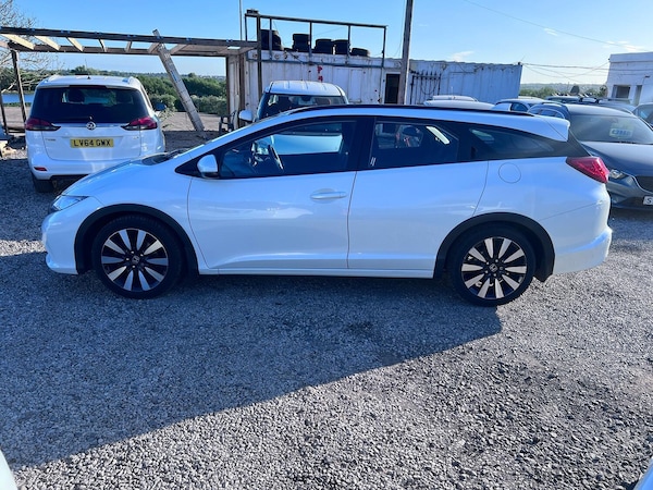 Used Honda Civic 2015 for sale - 74543329: Photo 5