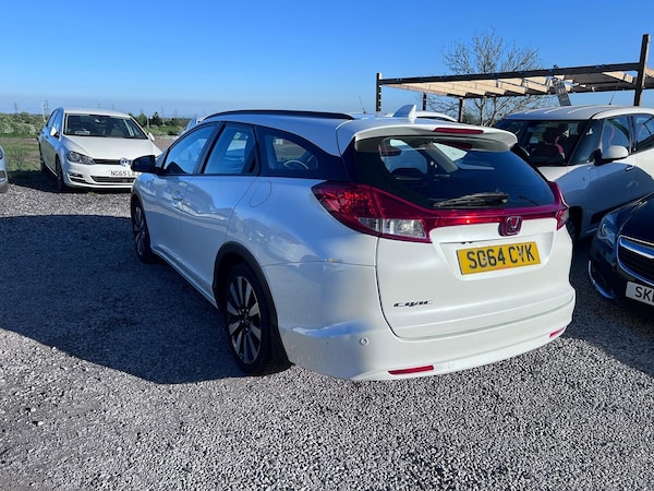 Used Honda Civic 2015 for sale - 74543329: Photo 6