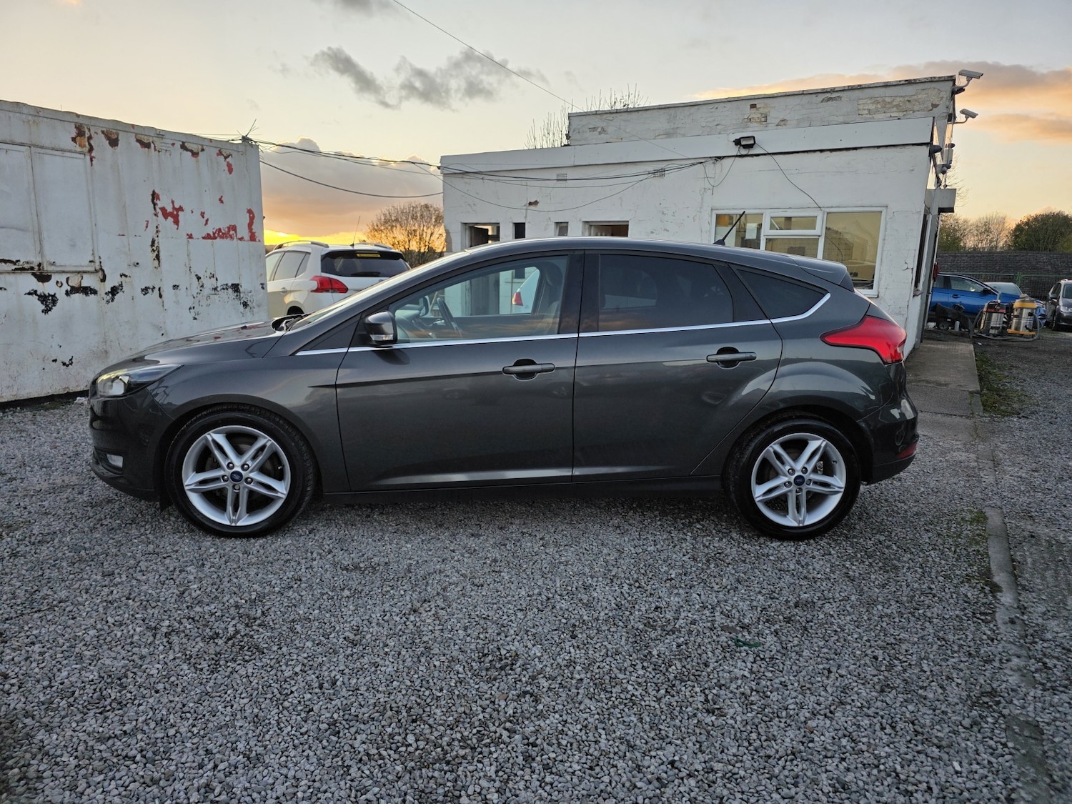 Used Ford Focus 2017 for sale - 76387152: Photo 4