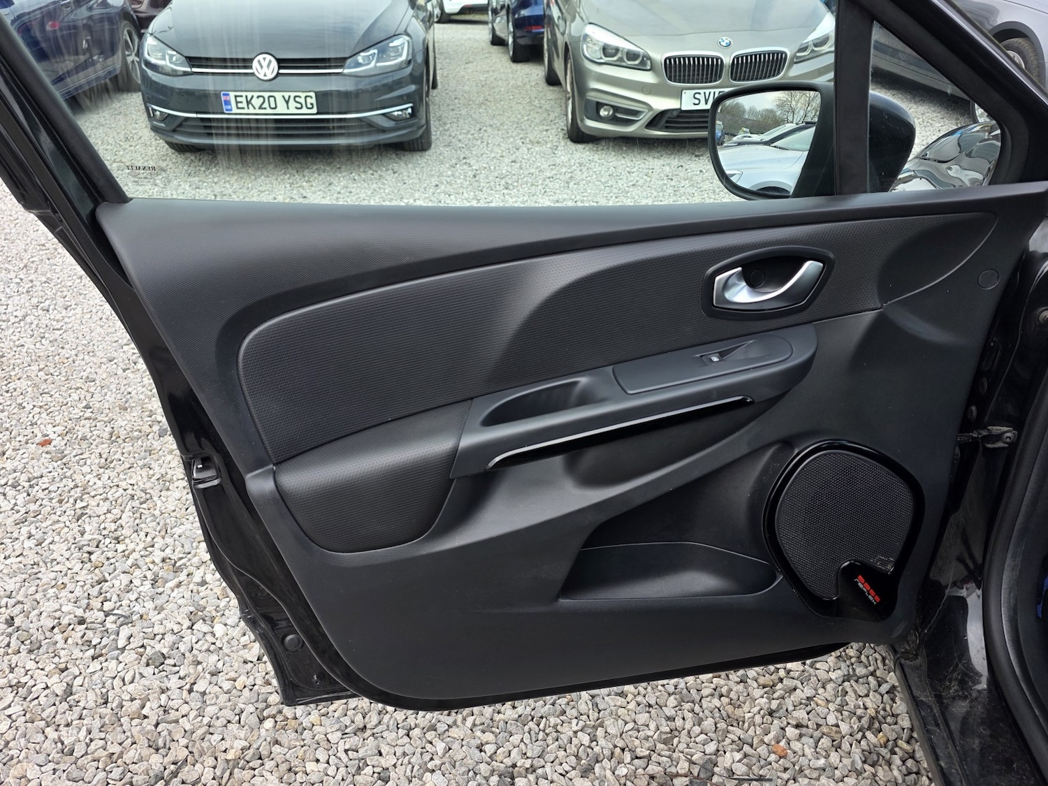 Used Renault Clio 2015 for sale - 78056910: Photo 21