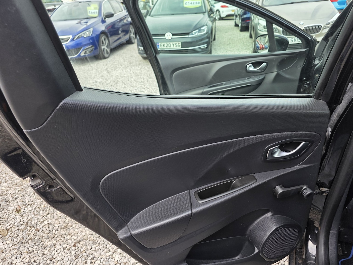 Used Renault Clio 2015 for sale - 78056910: Photo 22