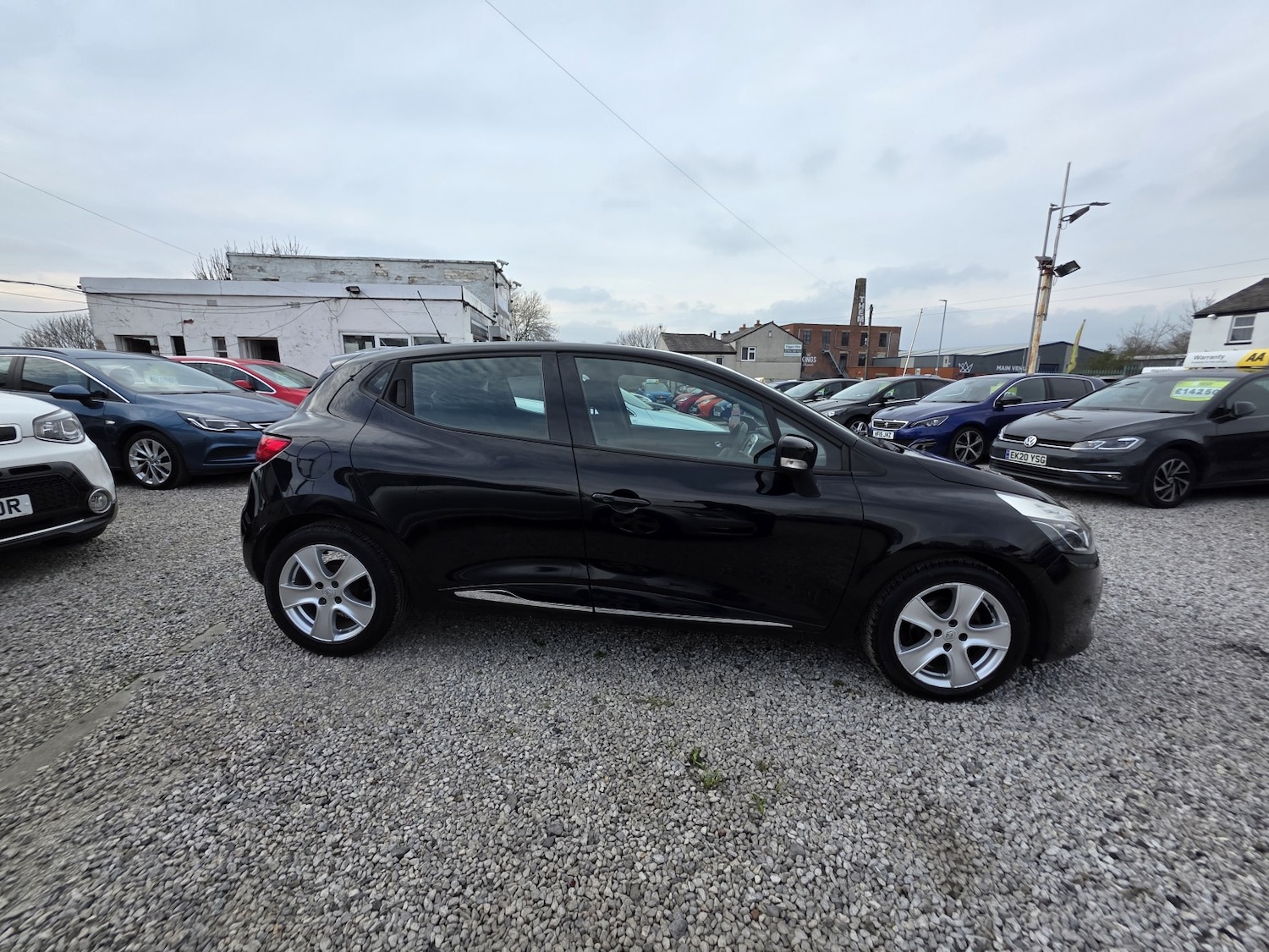Used Renault Clio 2015 for sale - 78056910: Photo 4