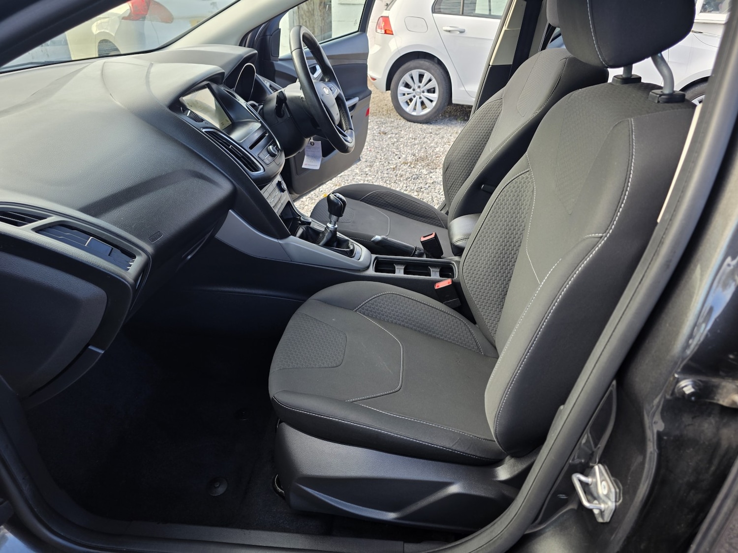 Used Ford Focus 2017 for sale - 76387153: Photo 11