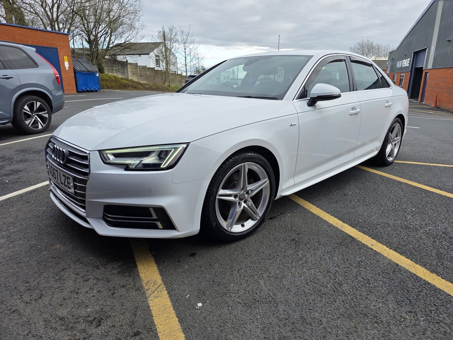 Used Audi A4 2017 for sale - 78090649: Photo 3