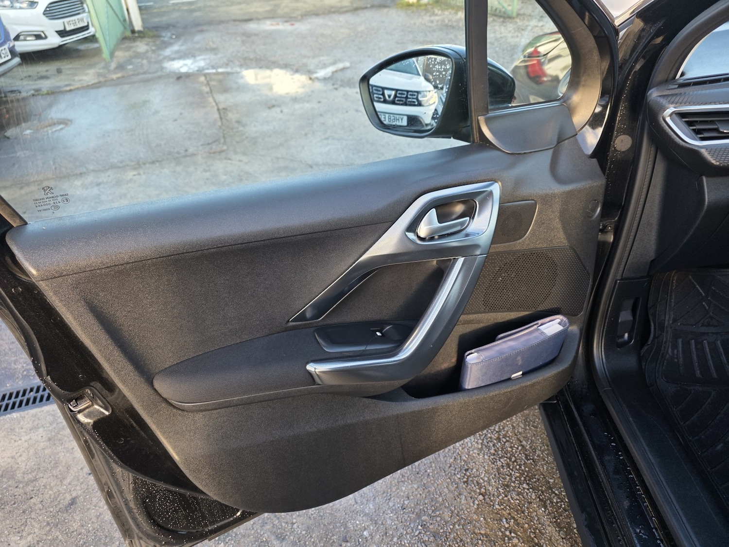 Used Peugeot 2008 2016 for sale - 77140756: Photo 24