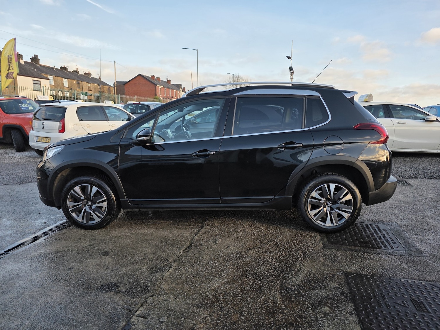 Used Peugeot 2008 2016 for sale - 77140756: Photo 4