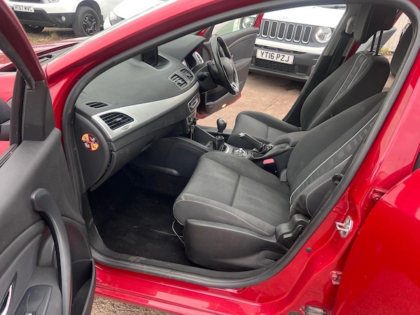 Used Renault Megane 2014 for sale - 74999782: Photo 11
