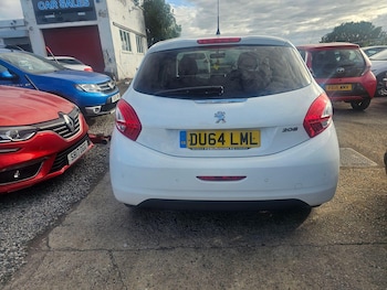 Used Peugeot 208 2014 for sale - 75664379: Photo