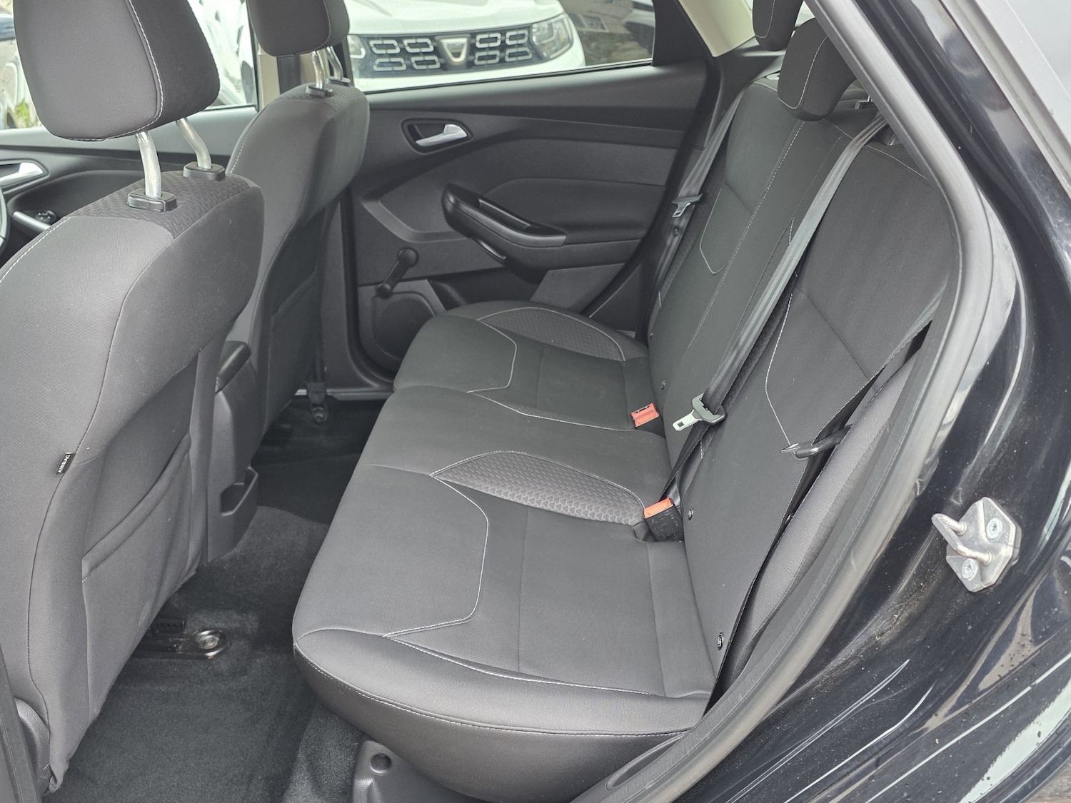 Used Ford Focus 2015 for sale - 75953216: Photo 12