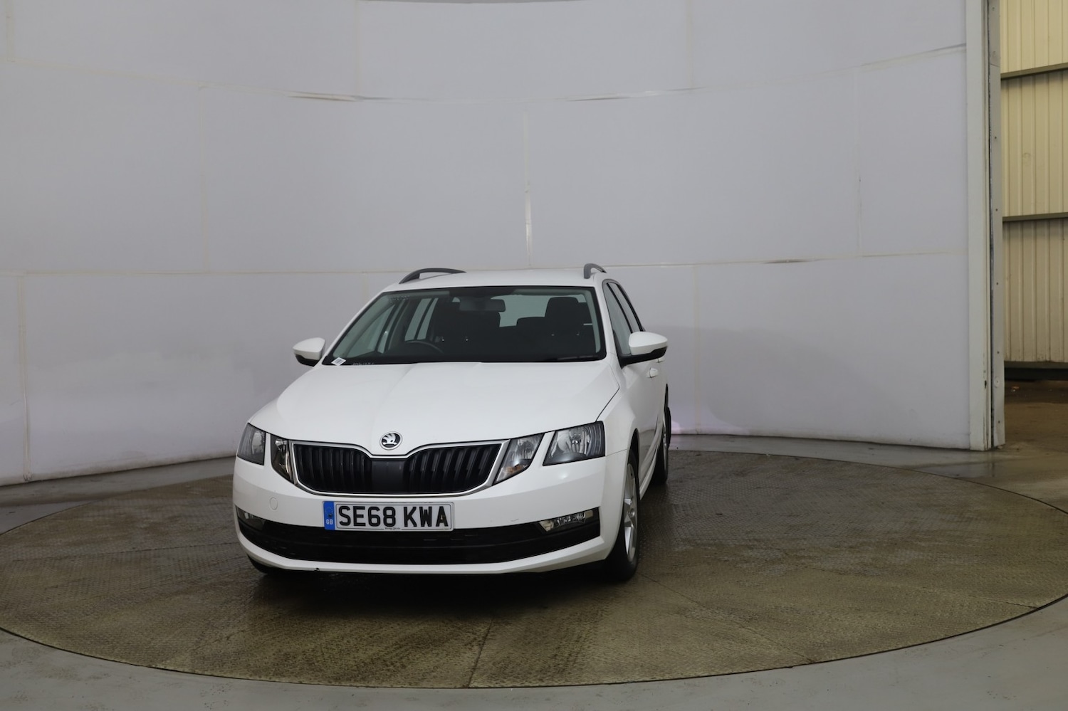 Used Skoda Octavia 2019 for sale - 76559956: Photo 2