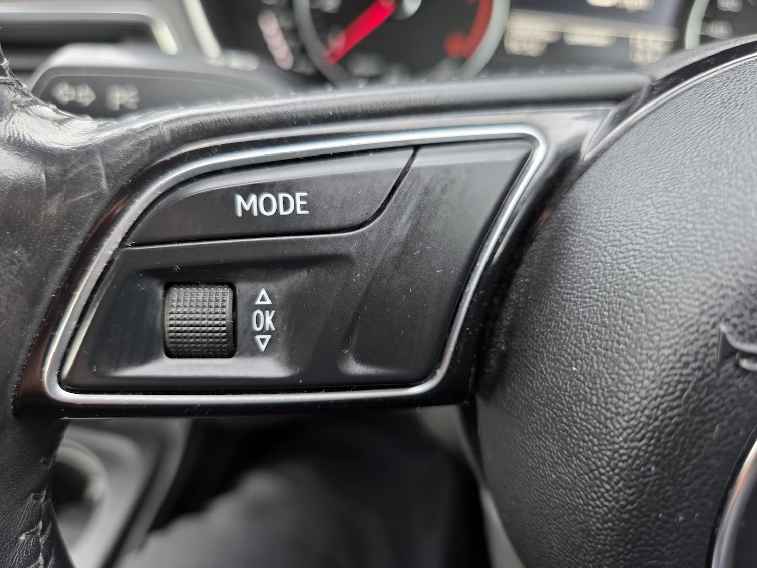 Used Audi A4 2017 for sale - 77991708: Photo 22