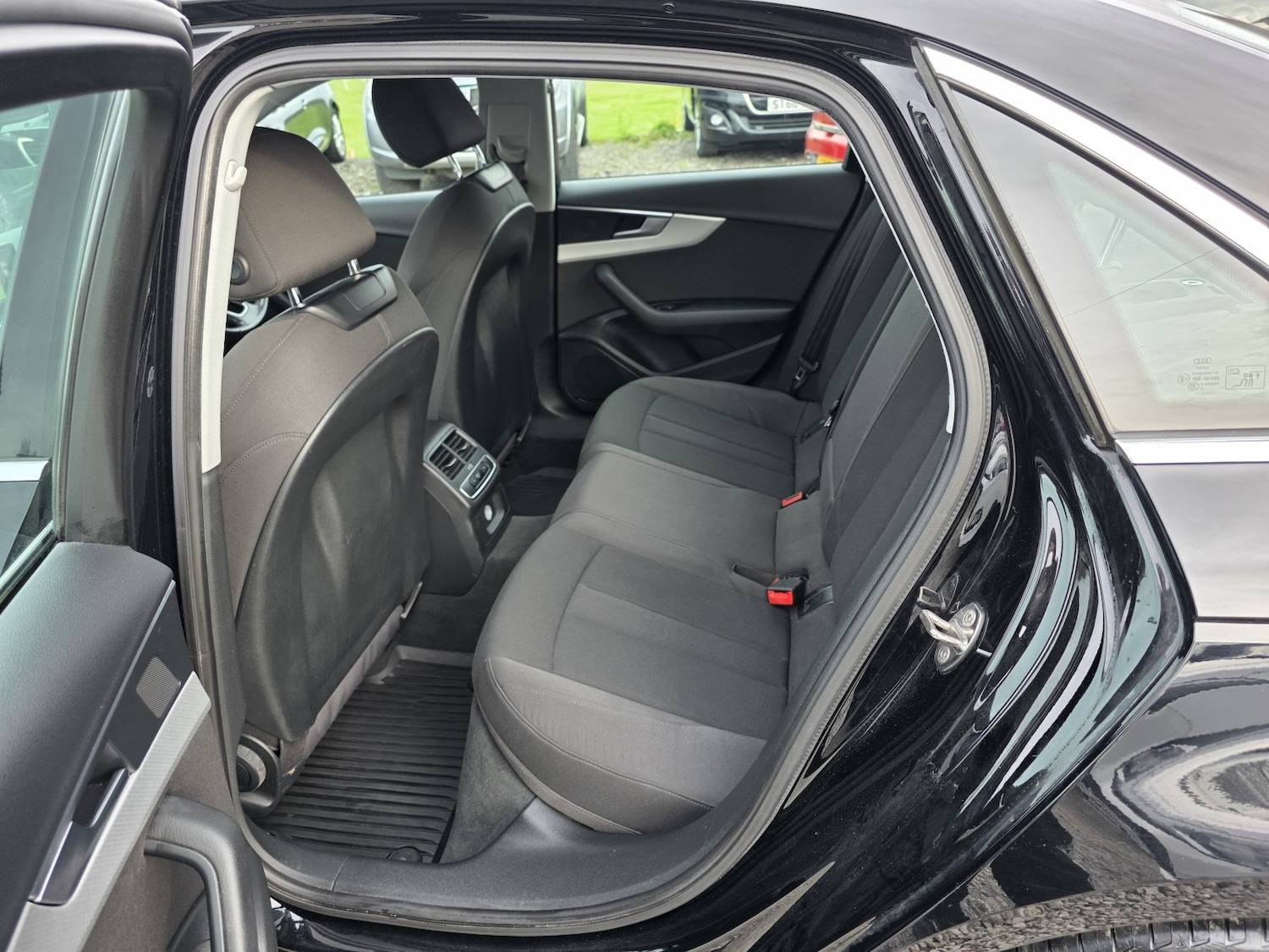 Used Audi A4 2017 for sale - 77991708: Photo 27