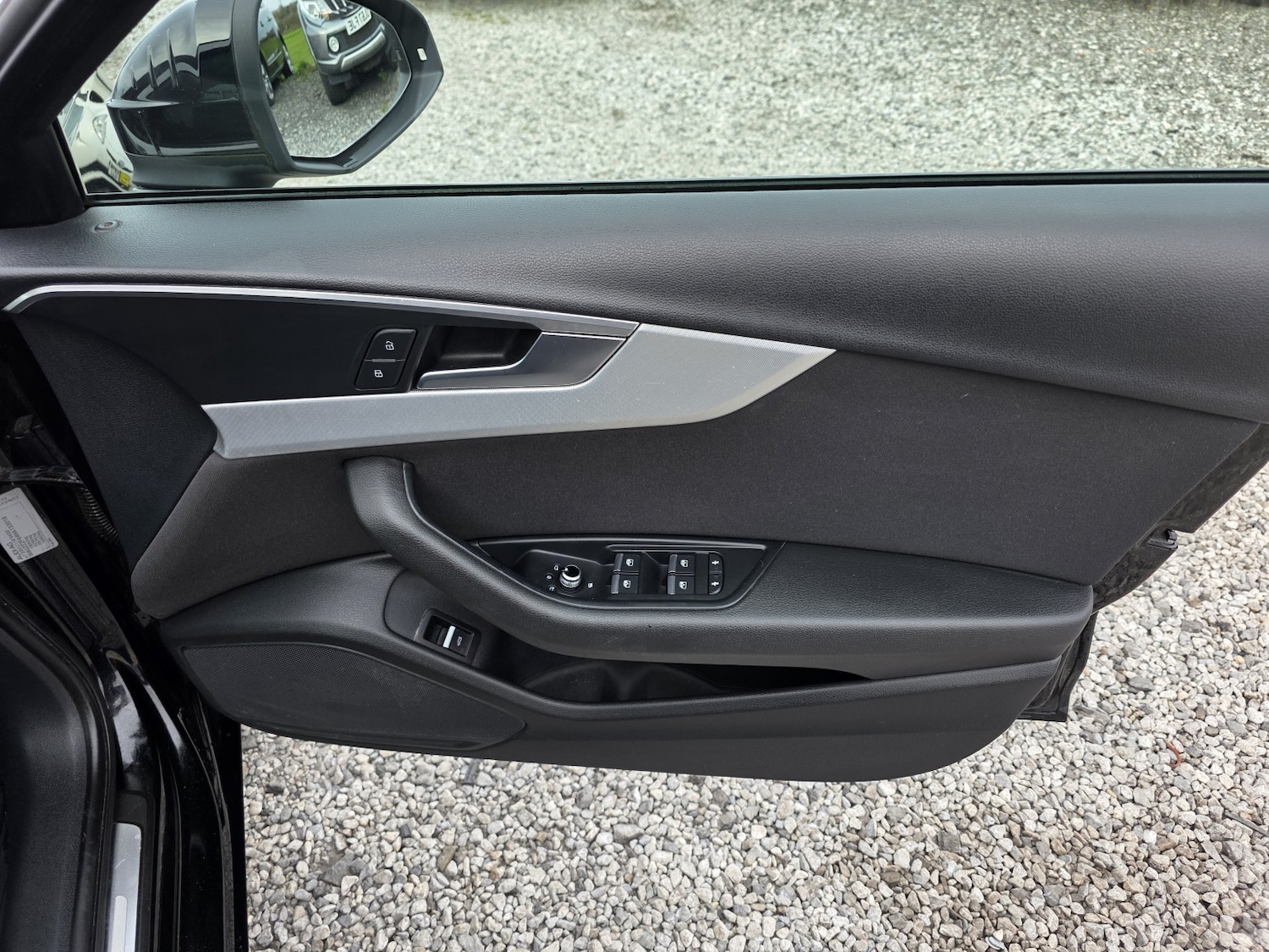 Used Audi A4 2017 for sale - 77991708: Photo 32