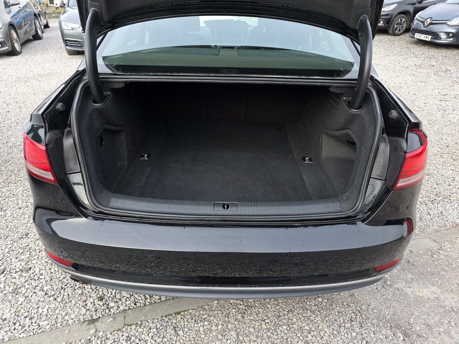 Used Audi A4 2017 for sale - 77991708: Photo 6