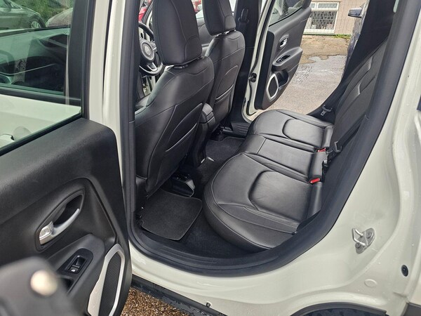 Used Jeep Renegade 2016 for sale - 75632821: Photo 20