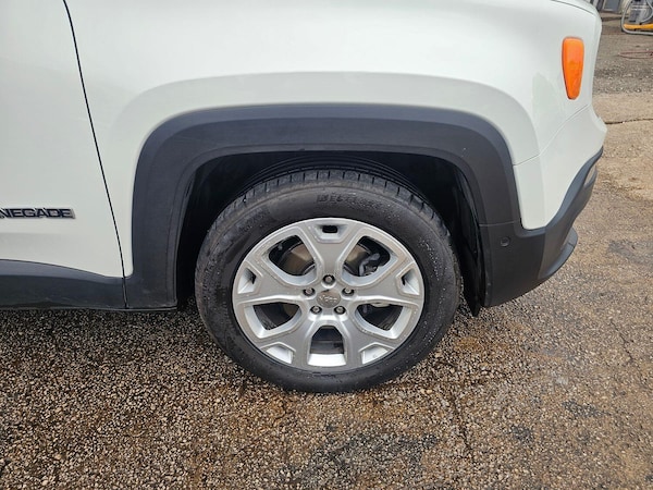 Used Jeep Renegade 2016 for sale - 75632821: Photo 9