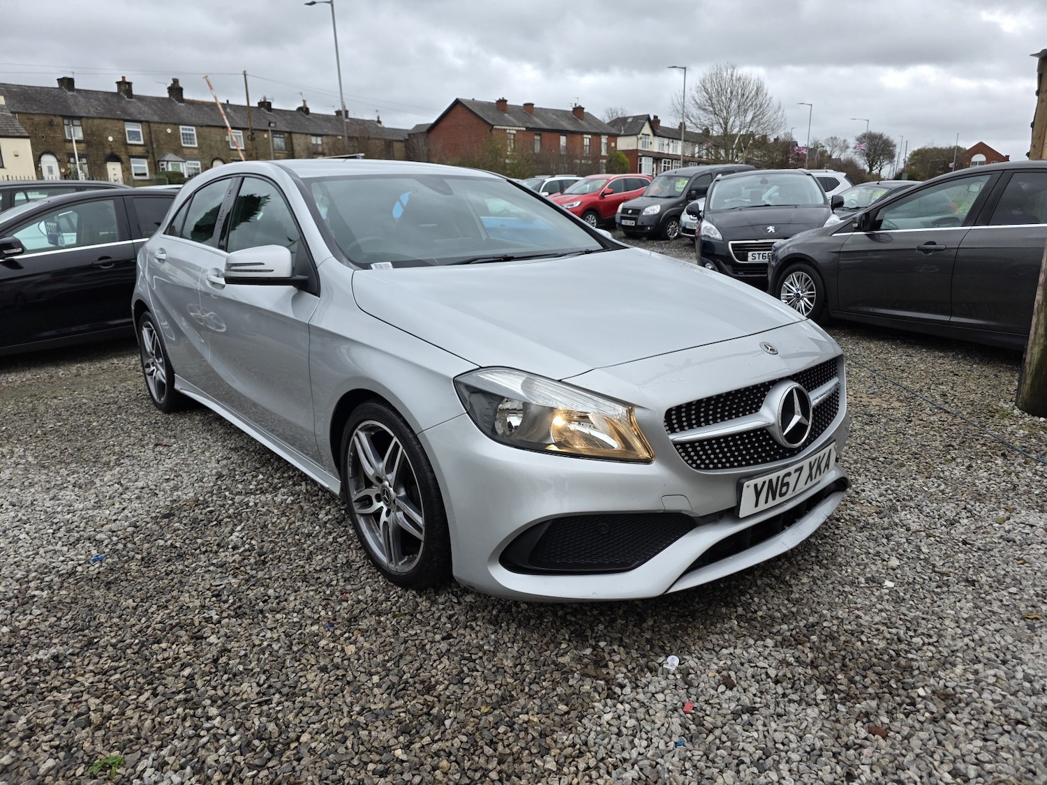 Used Mercedes-Benz A-Class 2017 for sale - 76643320: Photo 2