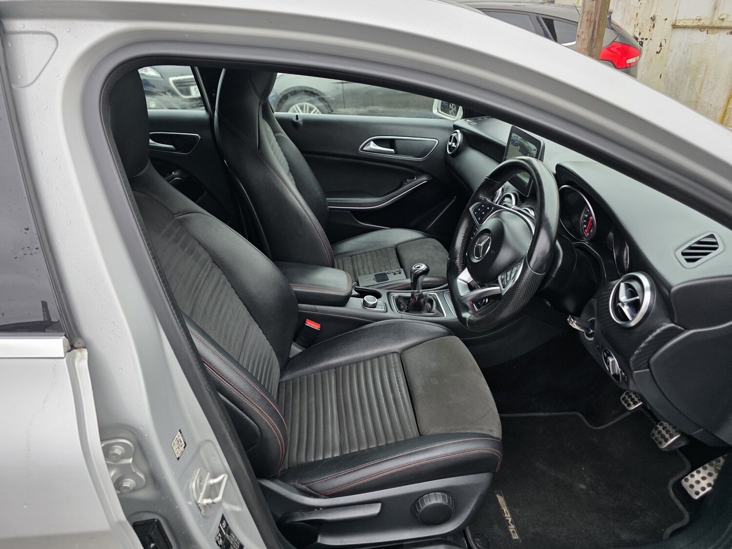 Used Mercedes-Benz A-Class 2017 for sale - 76643320: Photo 9