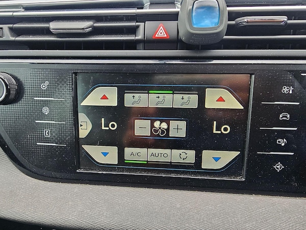 Used Citroen C4 Grand Picasso 2015 for sale - 75664421: Photo 12