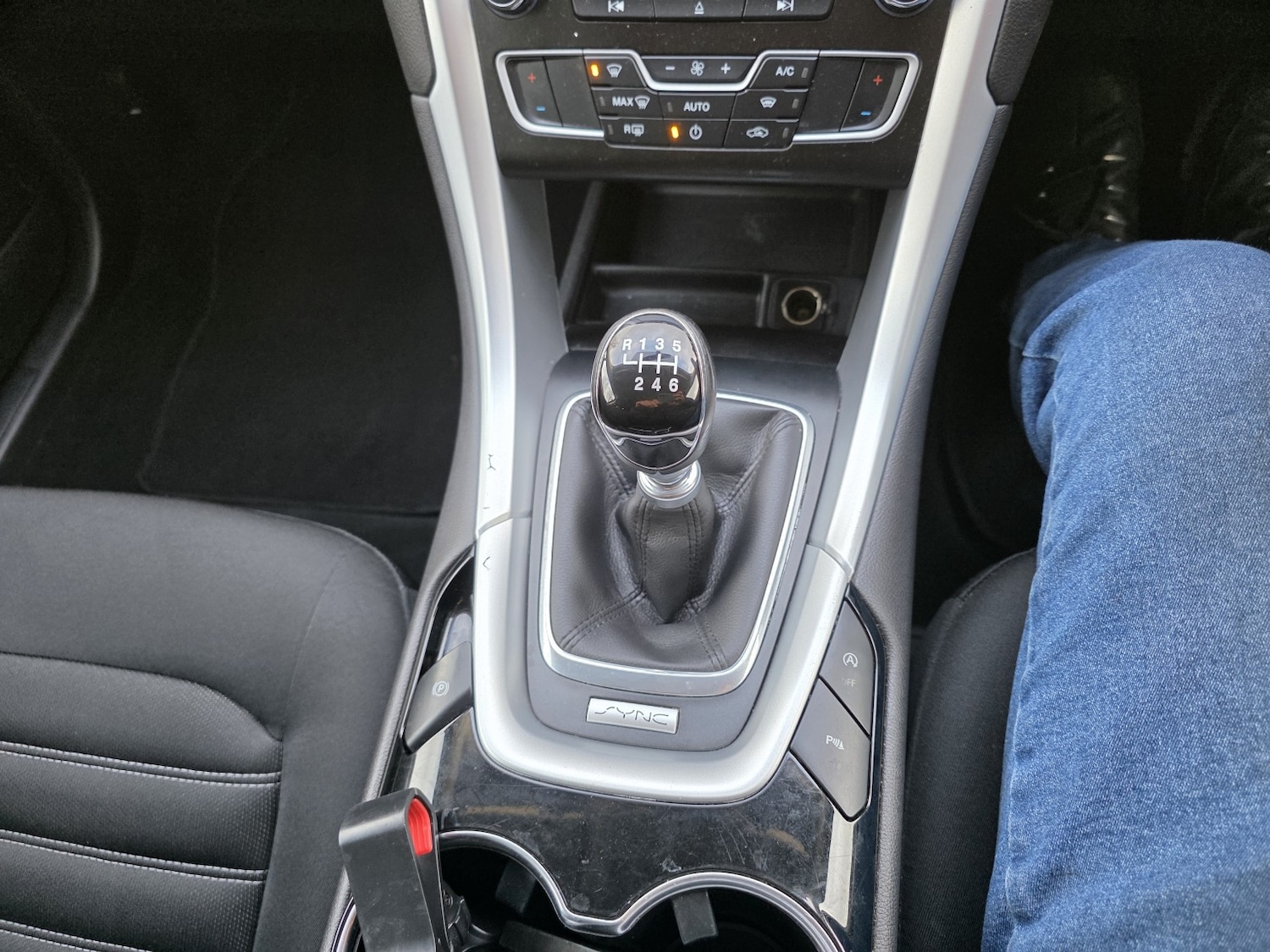 Used Ford Mondeo 2016 for sale - 77342576: Photo 22