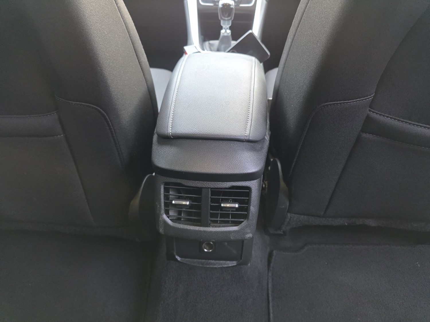 Used Ford Mondeo 2016 for sale - 77342576: Photo 27