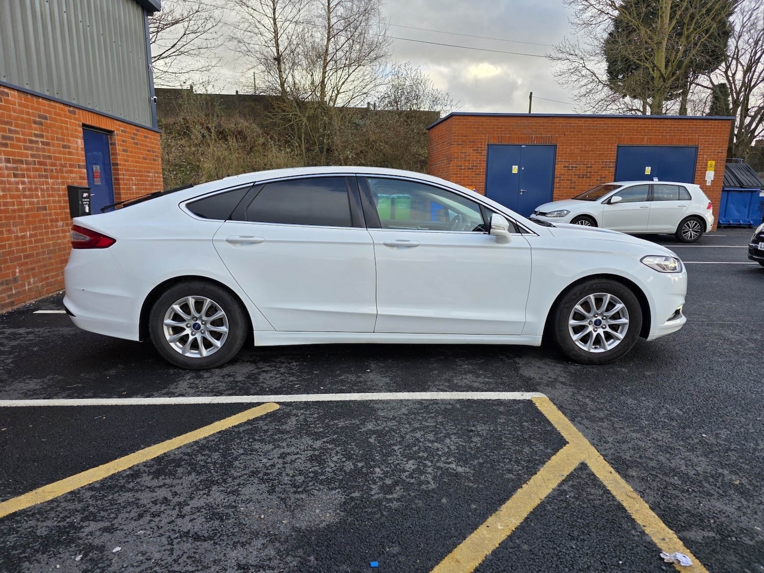 Used Ford Mondeo 2016 for sale - 77342576: Photo 4