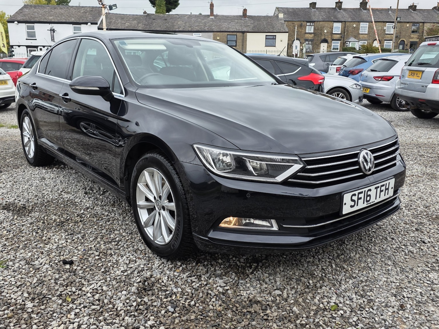 Used Volkswagen Passat 2016 for sale - 76041108: Photo 2