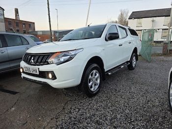 Used Mitsubishi L200 2016 for sale - 76547778: Photo
