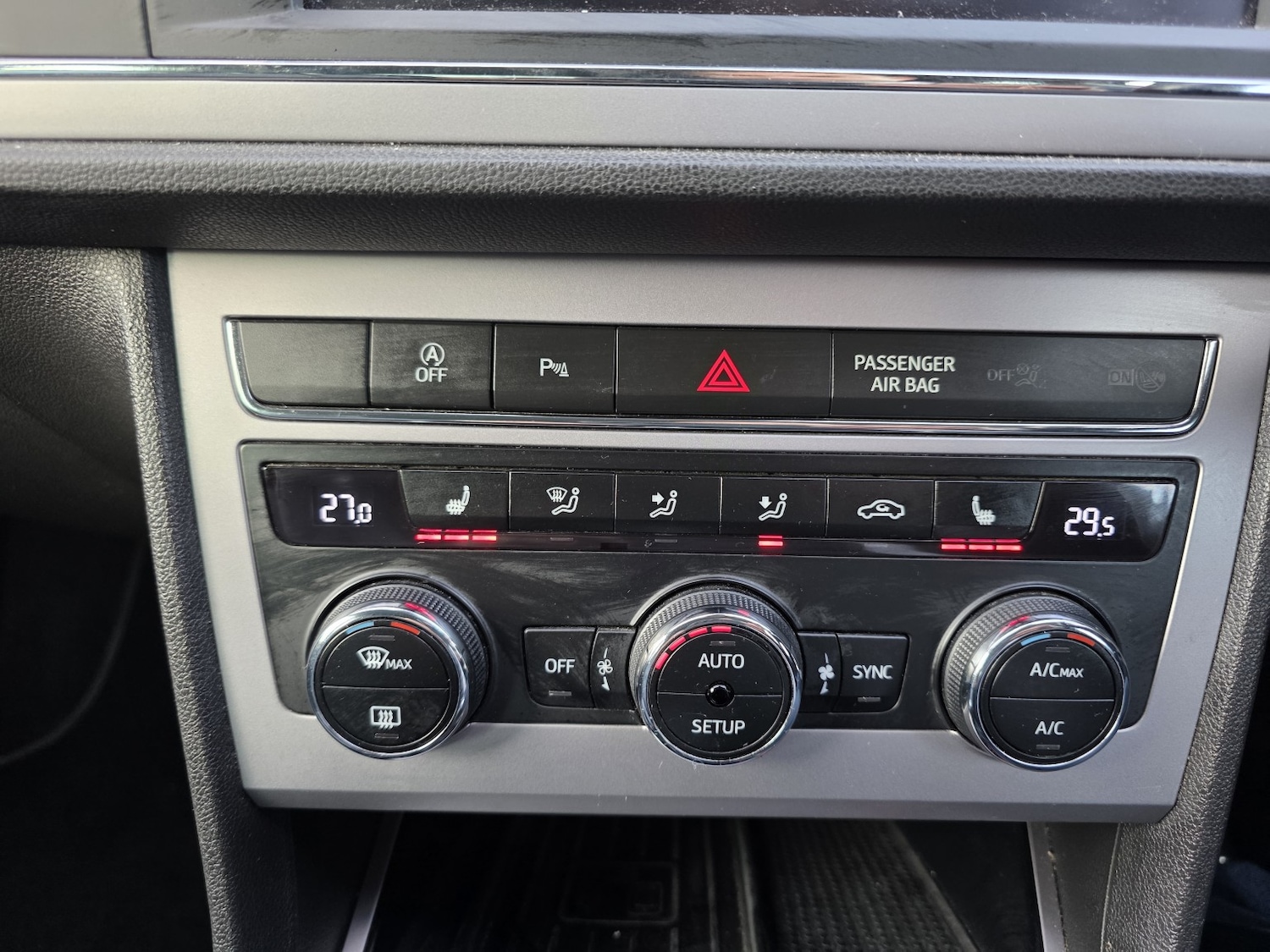 Used SEAT Leon 2019 for sale - 76666178: Photo 19