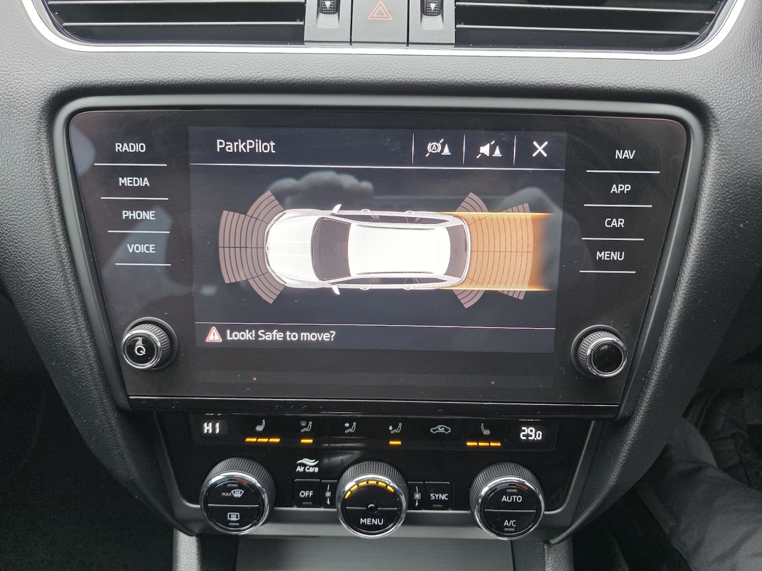 Used Skoda Octavia 2018 for sale - 77303627: Photo 17