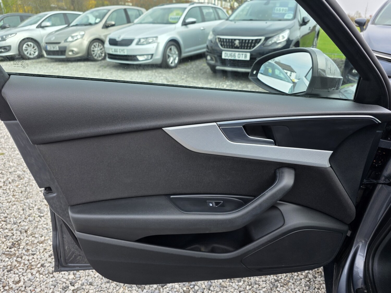 Used Audi A4 2016 for sale - 77991702: Photo 24