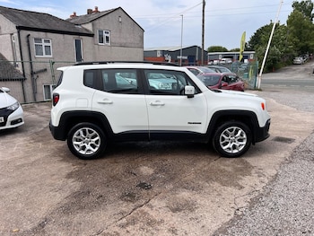 Used Jeep Renegade 2016 for sale - 79047829: Photo